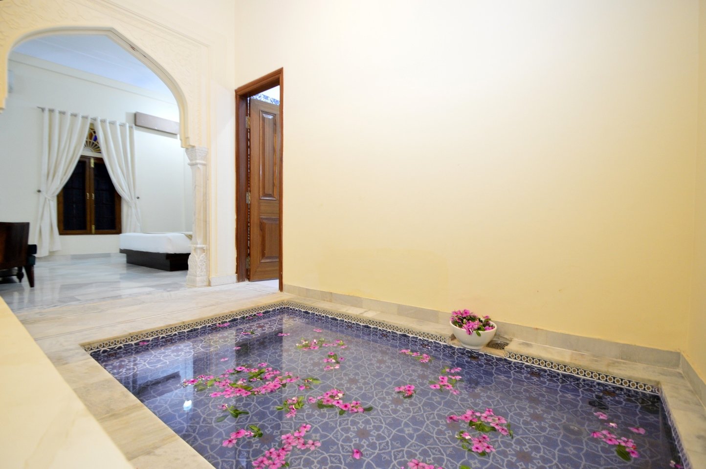 Aaram Bagh Resort-Agra gallery 4